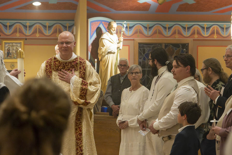 2026-StMary-EasterVigil (101 of 215).jpg